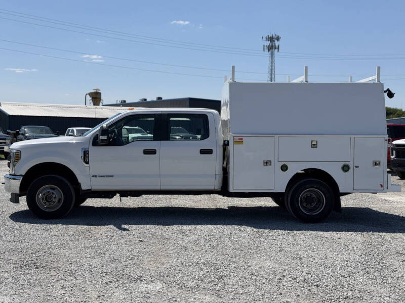 ford f-350 super duty chassis cab 2019 1FD8W3HT7KEF22787 image ford f-350 super duty chassis cab 2019 1FD8W3HT7KEF22787 image